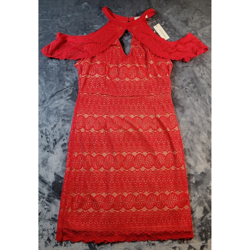 Francesca's Red‎ Lace Elida Keyhole Dress  Size L
